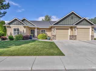 2690 Bayberry Dr, Fruitland, ID 83619