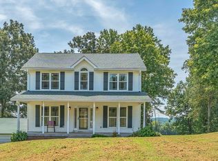 1300 Grays Chapel Rd, Southside, TN 37171