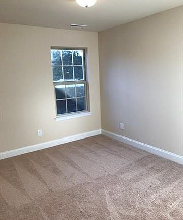 5th image of 209 Harvest Farm Ct