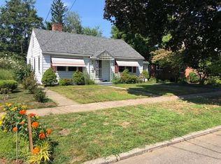 48 Clement St, Springfield, MA 01118