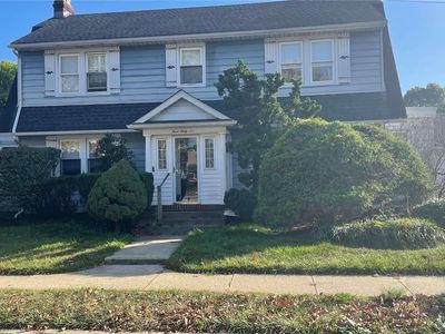 365 Smith Street, Freeport, NY, 11520