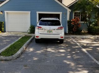 215 Ocean Dunes Cir, Jupiter, FL 33477