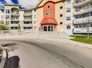 700 W Willowbrook Rd NW #2332, Airdrie, AB T4B0L5