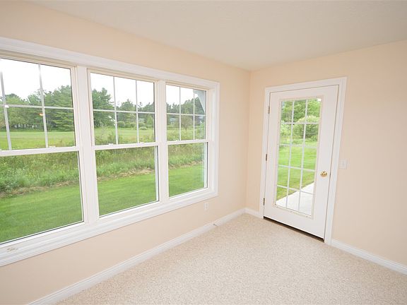 5th image of 9519 Summerhouse Dr #Drive9