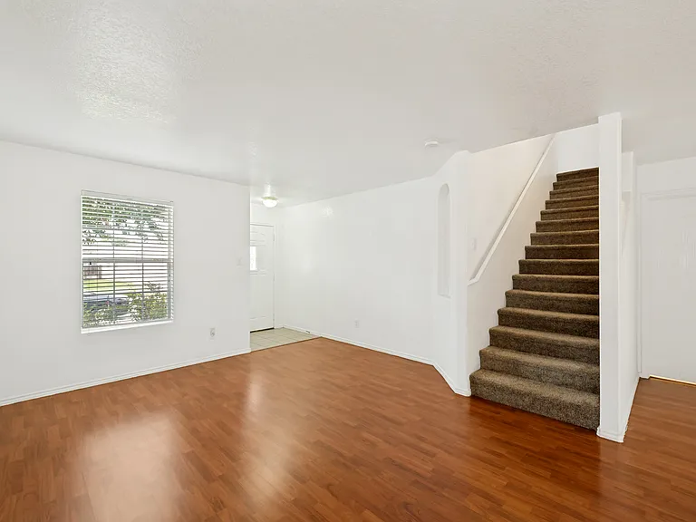 5822 Piedmont Gln — Photo 9