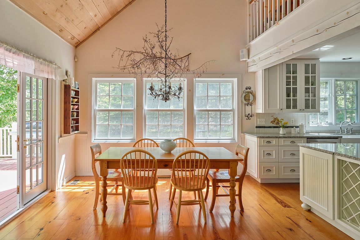 next background image