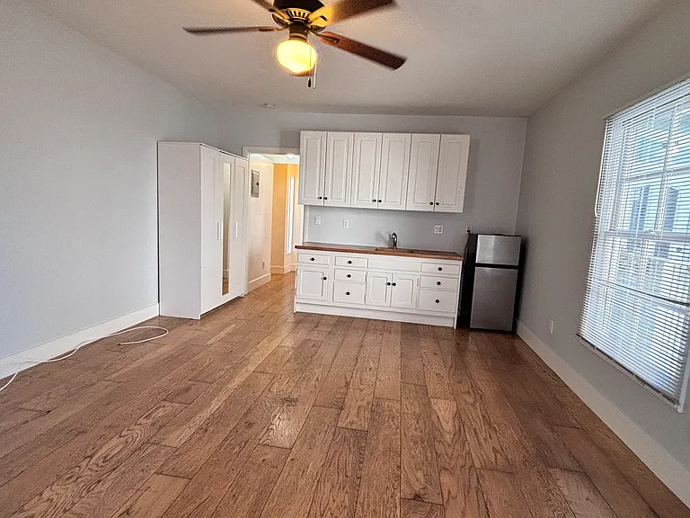 1830 Pennsylvania Ave #2 — Photo 7