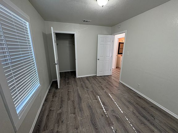 5th image of 432 N Grand Ave