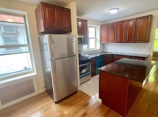 607 E 8th St APT 1R, Brooklyn, NY 11218