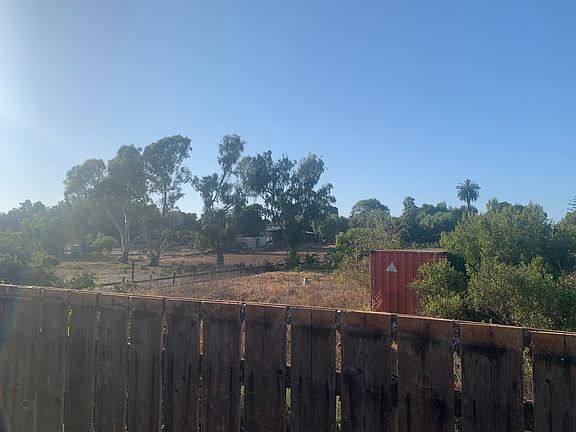 3rd image of 1630 Planicie Way