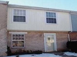 25 Williamstown Cir, York, PA 17404