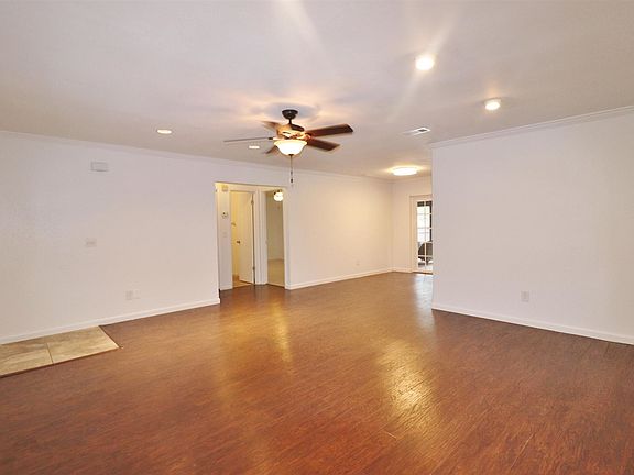 4th image of 1801 SW California Blvd