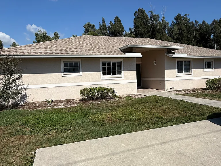 18581 Oriole Rd — Photo 1