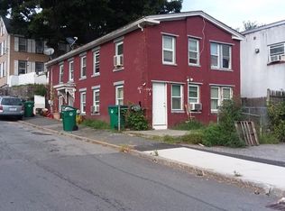 3 Chestnut St, Fitchburg, MA 01420