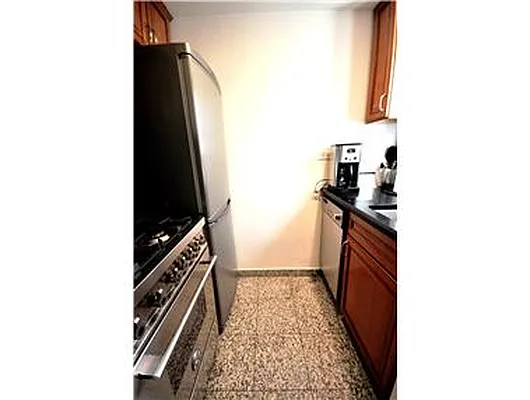 Rented by Douglas Elliman | media 30