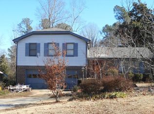 1221 Pine Knoll Ln NE, Conyers, GA 30013