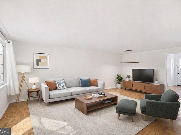 4th image of 9838 Hollow Glen Pl #2544