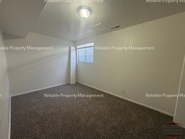 1524 S Falcon Dr — Photo 15