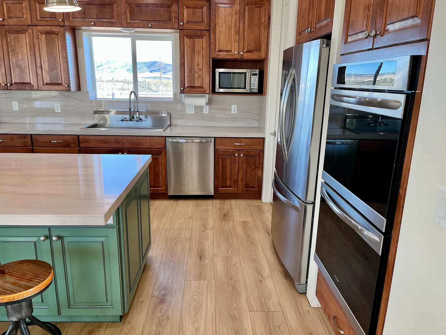 1452 S 6300 W — Photo 2