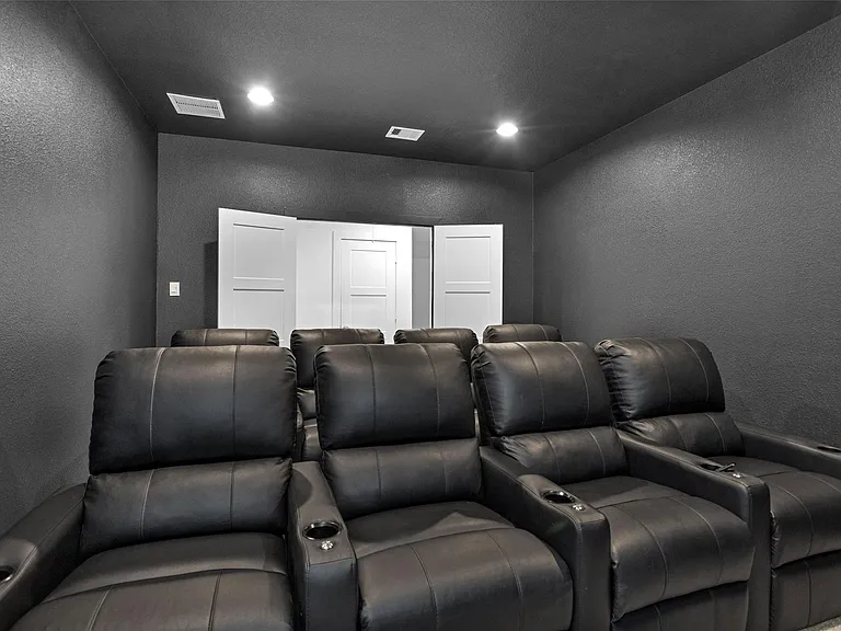 14217 Savage River Ln — Photo 35