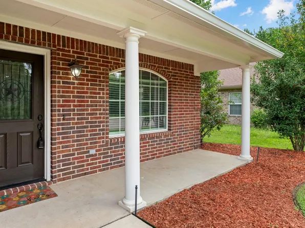 227 Greenleaf St, Huntsville, TX 77340