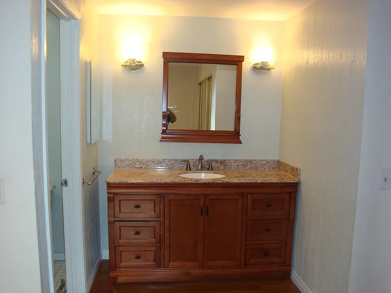1056 S Idaho St — Photo 14