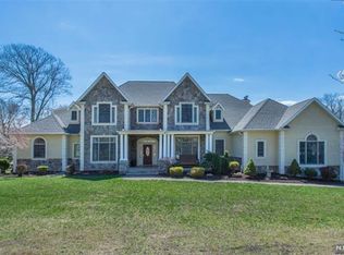 3 Julia Ct, Boonton, NJ 07005