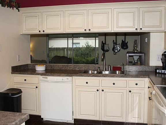 5th image of 502 Rapid Falls Dr