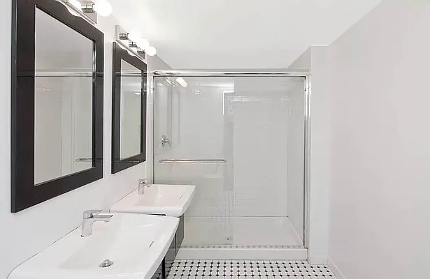 Rented by Compass | media 13