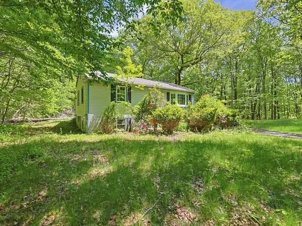 59 Borkum Rd, Spencer, MA 01562