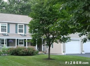 27 Kensington Dr, Kennebunk, ME 04043