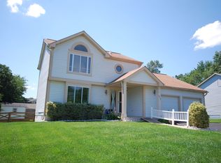 22173 Stablehouse Dr, Sterling, VA 20164