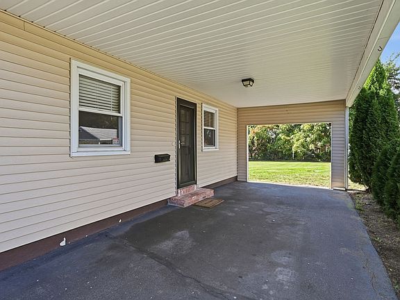4th image of 9 Brook St
