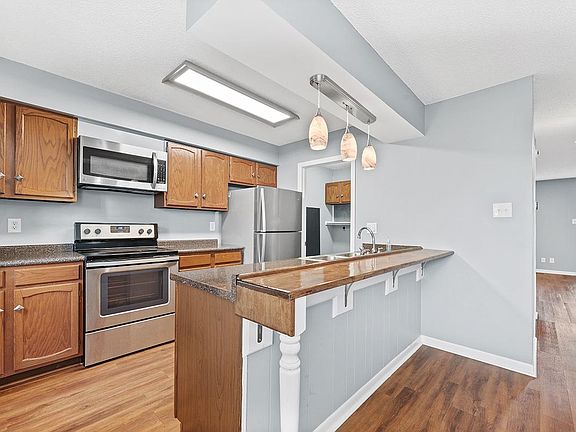 5th image of 9113 Parktop Ln