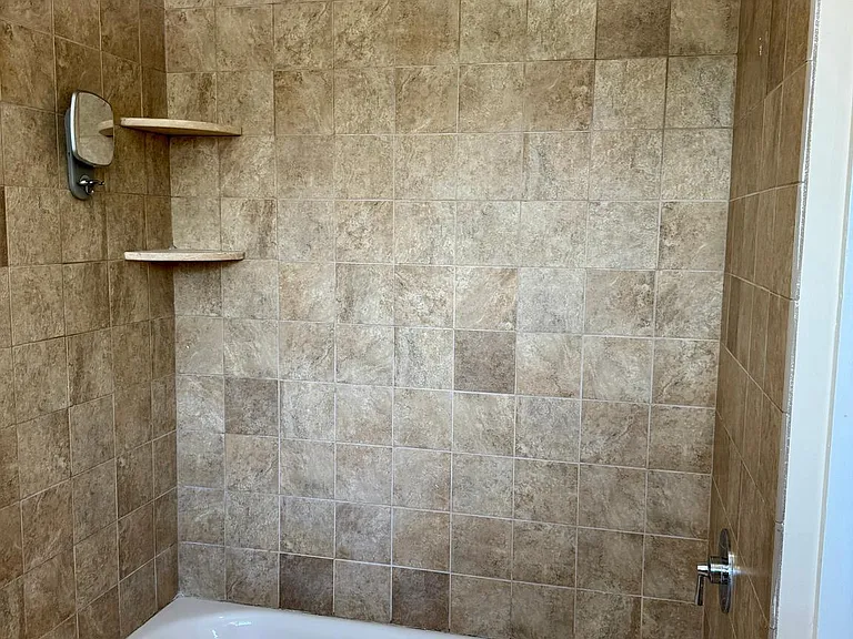8233 Fairview Rd — Photo 16