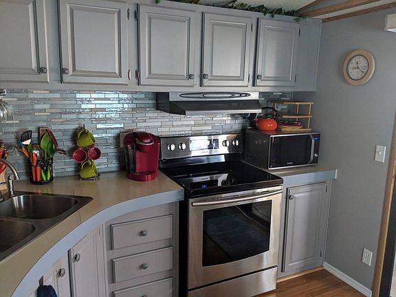 5th image of 206 Palm Dr