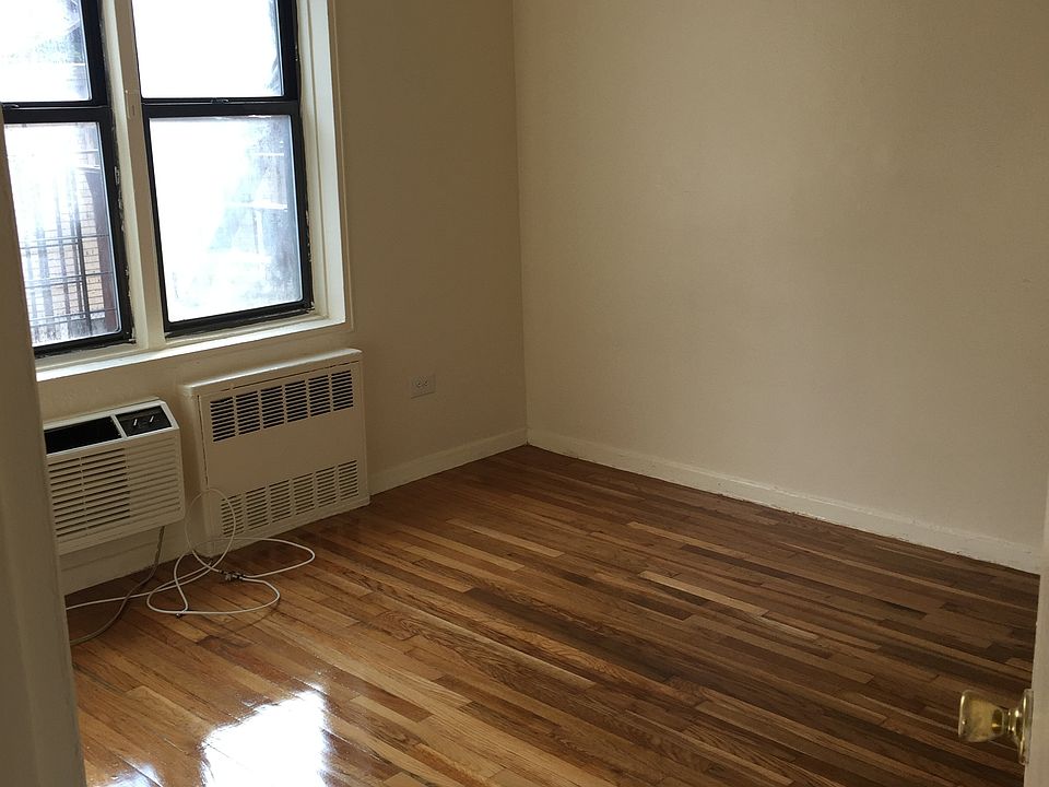 2nd image of 1713 Beverley Rd APT 4A
