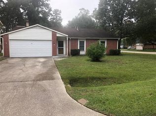 19 Lyrebird Dr, Spring, TX 77380