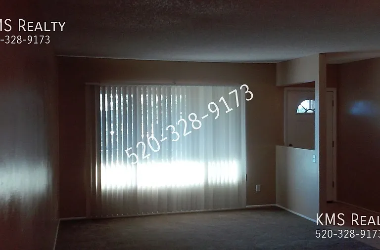 1866 W Caravelle Rd — Photo 4
