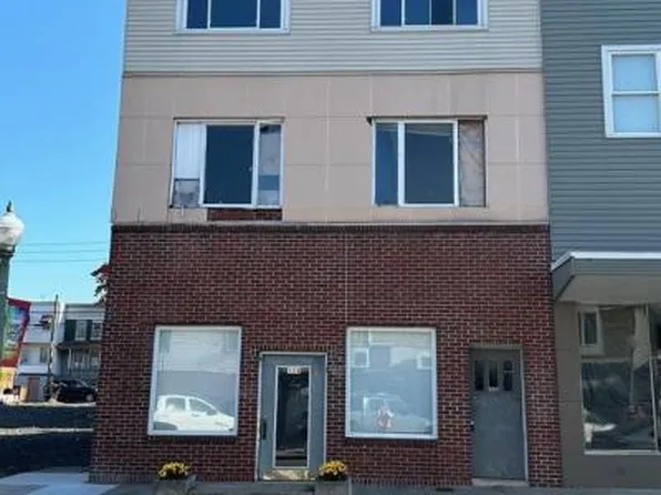 129 S Oak St, Mount Carmel, PA 17851