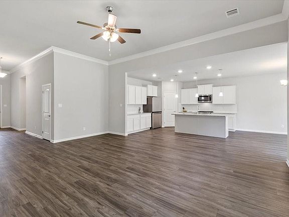 4th image of 67528 Emerald Dove Dr