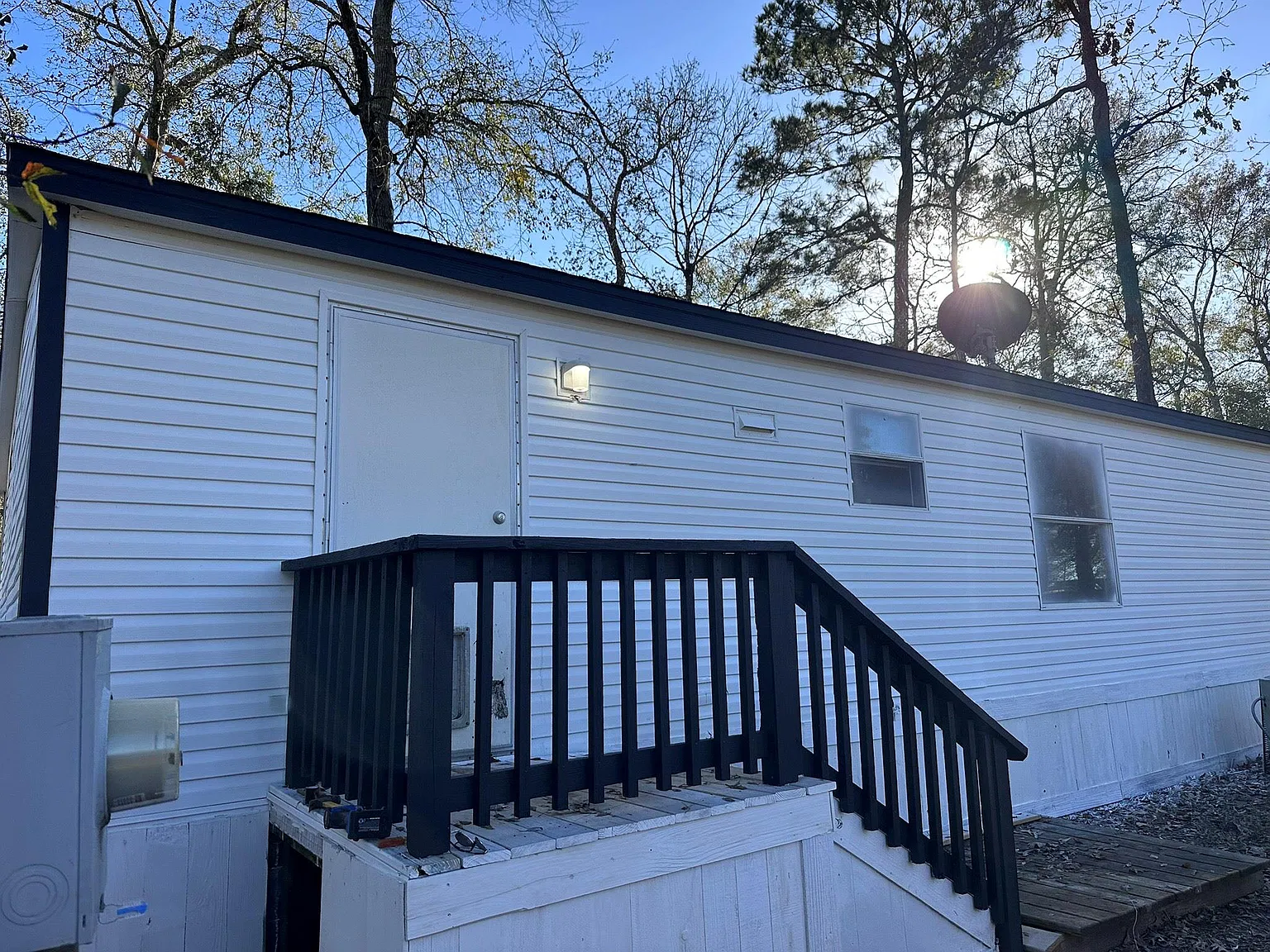 3 bed, 2.0 bath, 1120 sqft, $1,250 — Photo 3