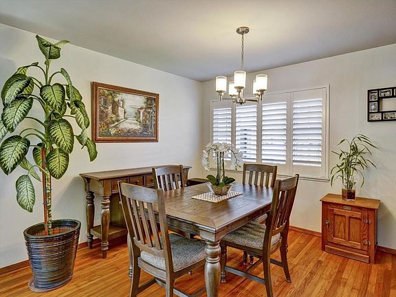 4th image of 1337 Alicante Dr