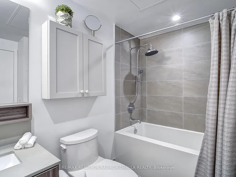 898 Portage Pkwy #1702 — Photo 25
