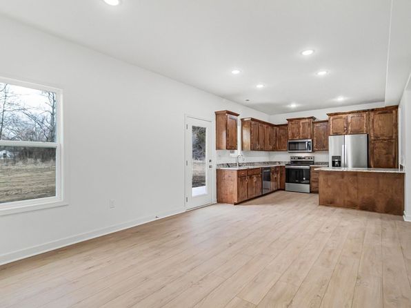 1107 Sunflower St #A & B