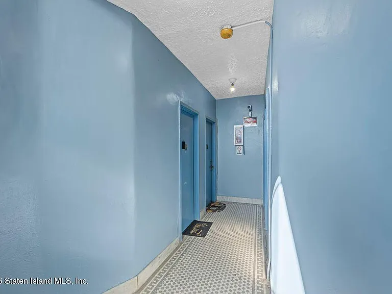 37 Avon Pl #4C — Photo 31