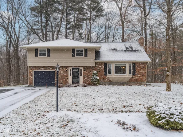 58 Wheeler Drive, Clifton Park, NY 12065