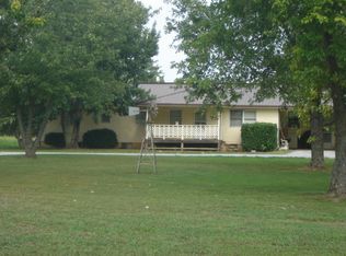 370 Shell Academy Rd, Paris, TN 38242