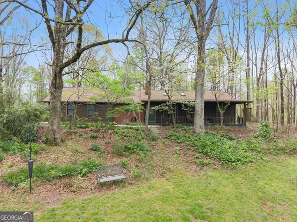 353 Riverwood Rd, Lula, GA 30554