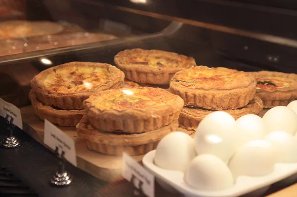 Rented by The James Ruff Group, LLC | media 15